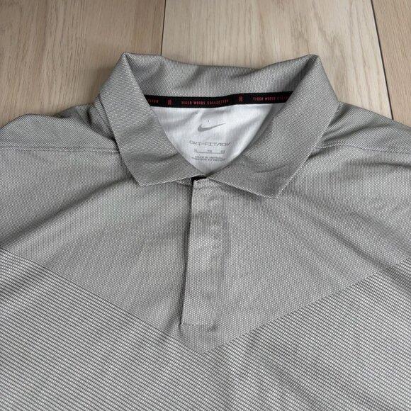Nike Tiger Woods Dri-FIT ADV DA2995-100 Mens Gray Black Golf Polo Shirt Size XL - Picture 2 of 14